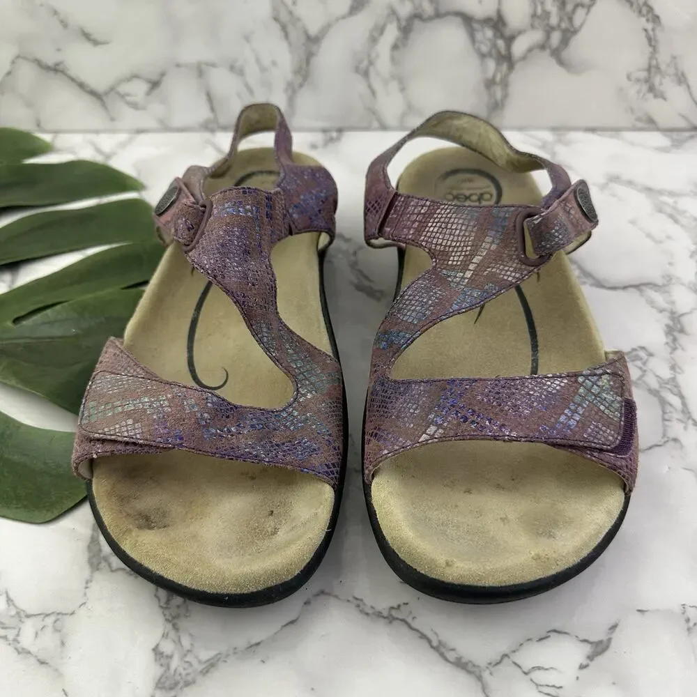 Abeo Womens Comfort Sandals Size 8 Narrow Purple Leather Straps Flat Eileen